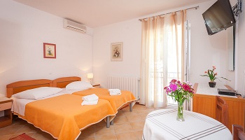 room4